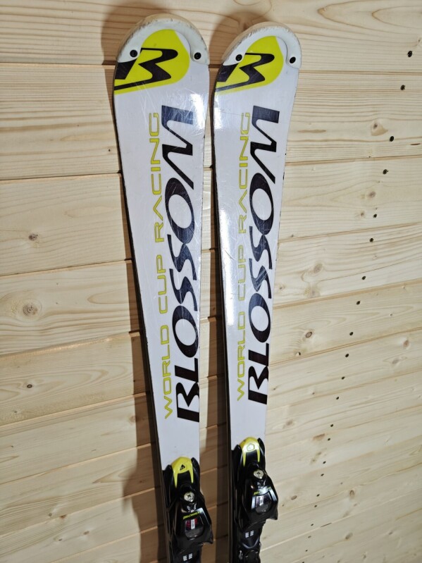 LYŽE BLOSSOM WORLD CUP RACING FOLLOW ME JR SL 155CM